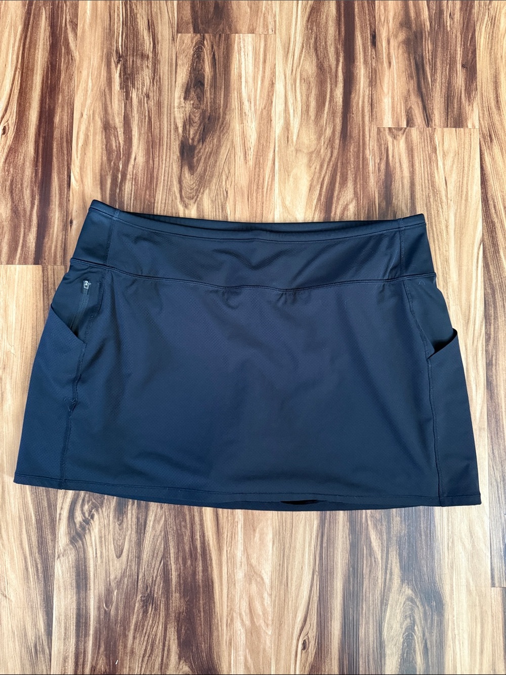 Athleta Action Skort in Donny 14.5”